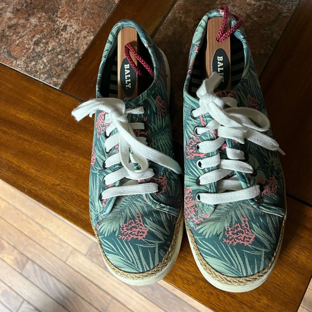 Vionic Tropical Hattie Sneakers Size 9 - Picture 1 of 7